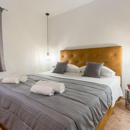 Villa San Dograde Екстериор снимка
