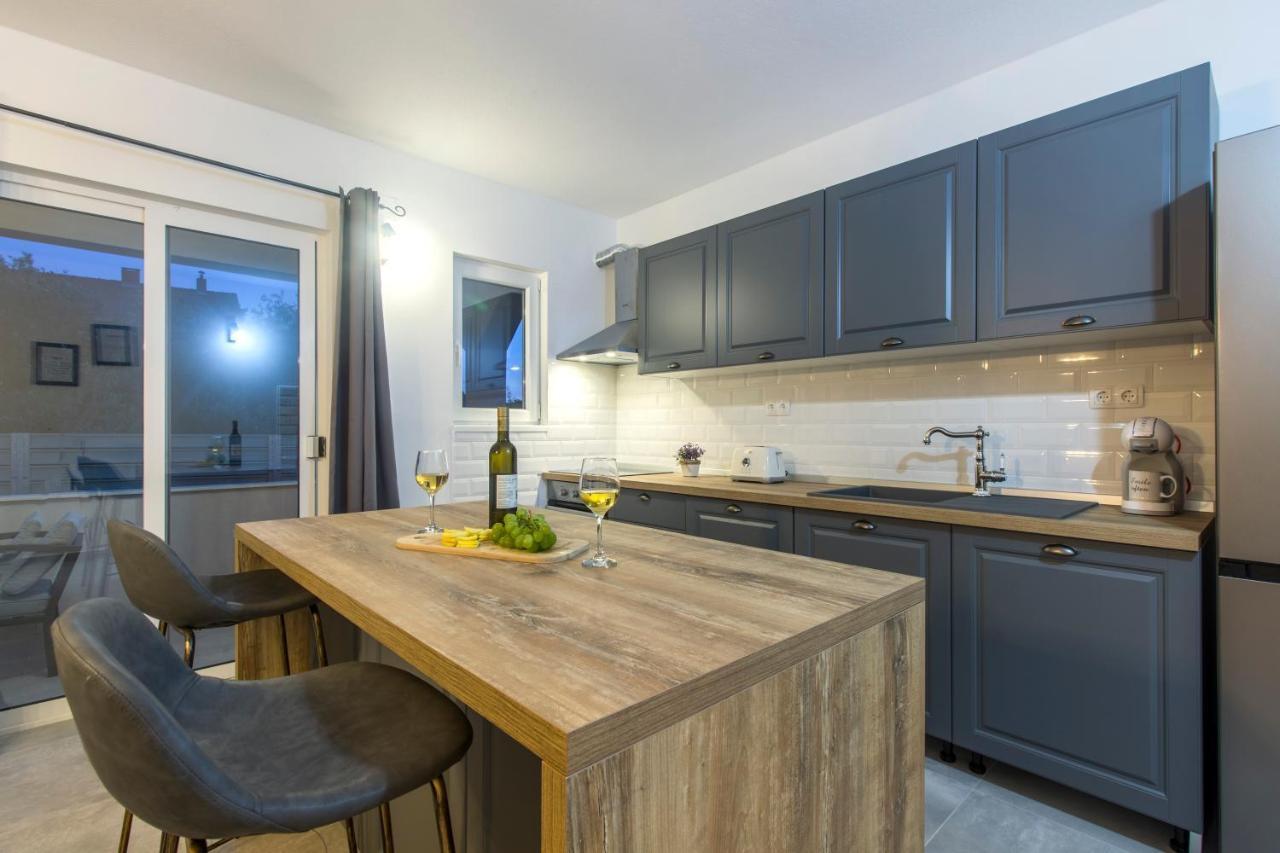 Villa San Dograde Екстериор снимка