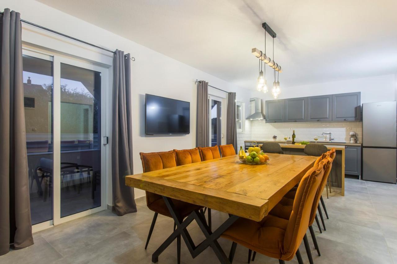 Villa San Dograde Екстериор снимка